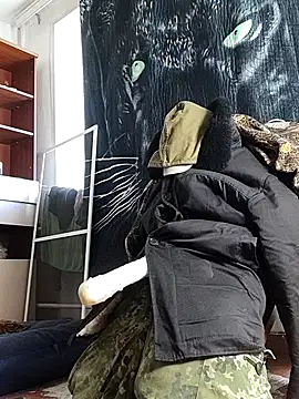 Snapshot of BigAssKi chatting on 10/08/25, 10:35 BigAssKi online show from 10/08/25, 10:35