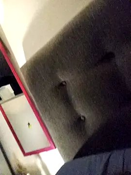 lenka 24 online show from 10/13/25, 01:49