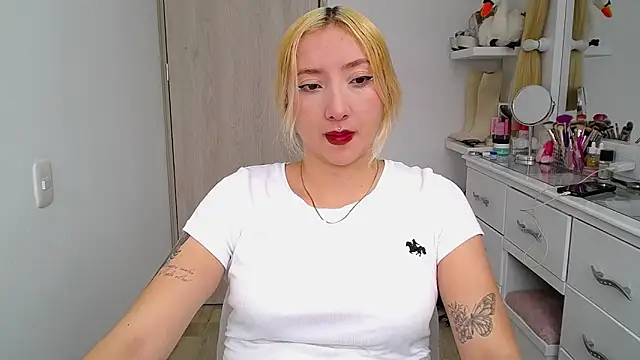 Barbie girl 69 online show from 03/09/26, 07:29