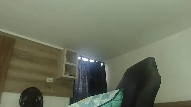 Alejagrantx online show from 04/22/26, 10:00