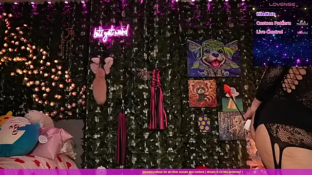 bellalunabear online show from 12/22/25, 08:50