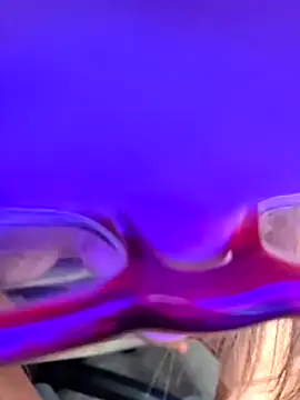 Snapshot of TrenaAnne chatting on 03/01/25, 10:21 TrenaAnne online show from 03/01/25, 10:21