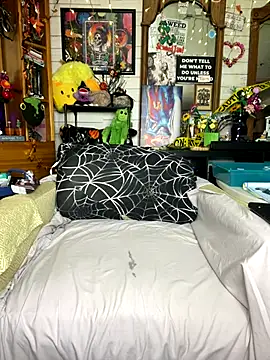 Snapshot of TrenaAnne chatting on 09/30/25, 07:52 TrenaAnne online show from 09/30/25, 07:52