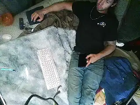 Snapshot of cdressupdiva chatting on 12/09/24, 06:55 cdressupdiva online show from 12/09/24, 06:55