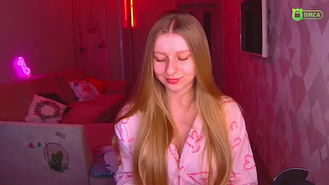 Snapshot of AmaliaQueen chatting on 01/06/25, 01:30 AmaliaQueen online show from 01/06/25, 01:30