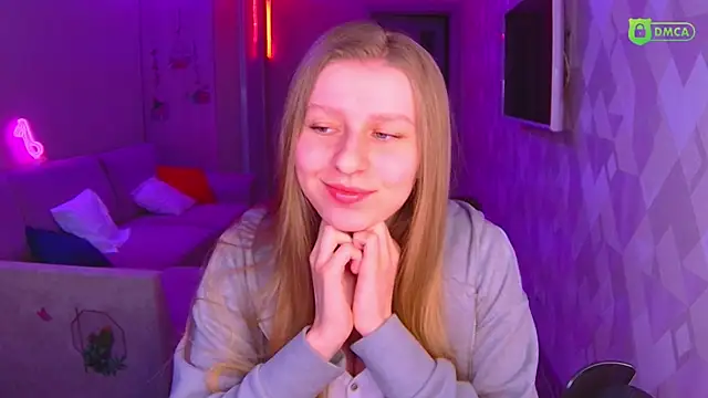 Snapshot of AmaliaQueen chatting on 03/03/25, 03:09 AmaliaQueen online show from 03/03/25, 03:09