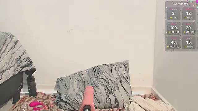 Mellyparker  online show from 12/28/24, 03:26