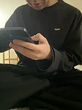 POCARI SWEAT online show from 12/03/25, 03:03