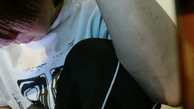 POCARI SWEAT online show from 04/22/26, 11:34