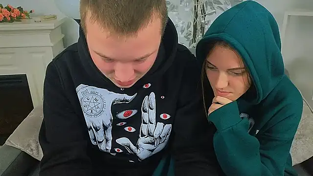 Snapshot of _Olli__Stiw_ chatting on 10/31/25, 07:31 Olli Stiw online show from 10/31/25, 07:31