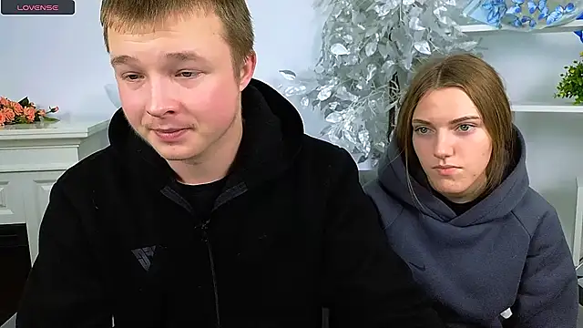 Snapshot of _Olli__Stiw_ chatting on 11/18/25, 08:52 Olli Stiw online show from 11/18/25, 08:52