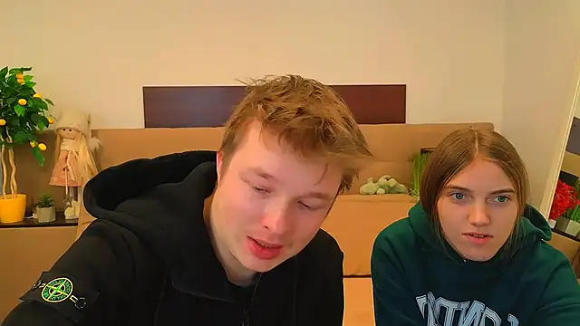 Snapshot of _Olli__Stiw_ chatting on 02/20/26, 08:27 Olli Stiw online show from 02/20/26, 08:27