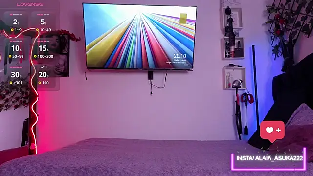 Alaia Asuka online show from 11/01/25, 08:11