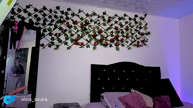 Alaia Asuka online show from 02/22/26, 02:02