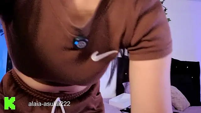 Alaia Asuka online show from 03/02/26, 01:41