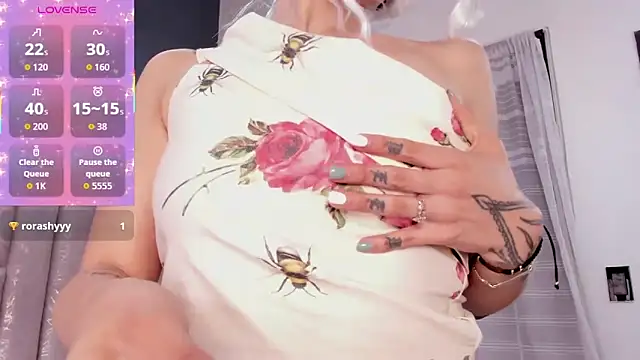 AnnieNasty online show from 11/13/25, 02:05