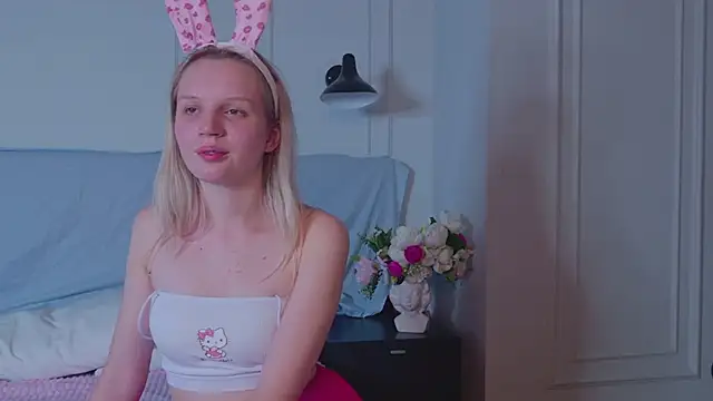 Beatrica Klein online show from 12/10/24, 05:55