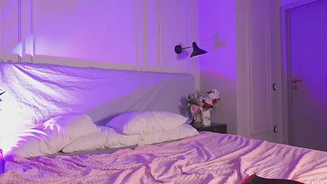 Beatrica Klein online show from 12/20/24, 06:35