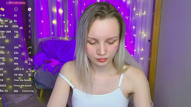 Beatrica Klein online show from 01/01/25, 07:53