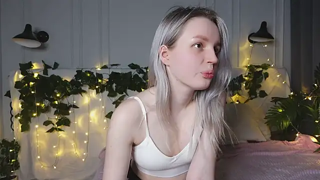 Beatrica Klein online show from 03/14/25, 05:57