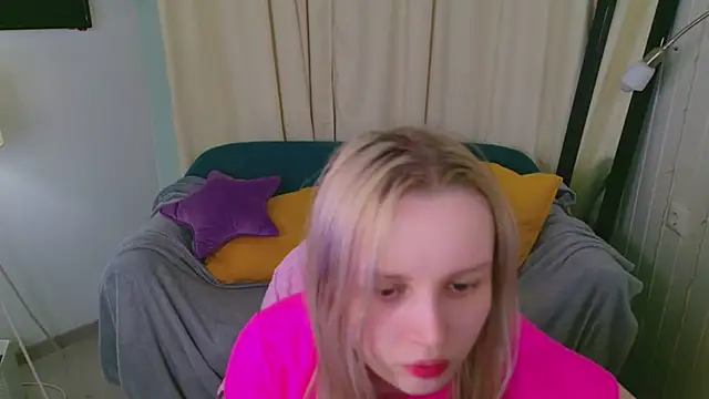 Beatrica Klein online show from 03/24/26, 03:39