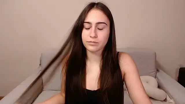 AliceKolltt online show from 12/28/24, 09:08