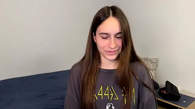 AliceKolltt online show from 04/21/26, 02:51