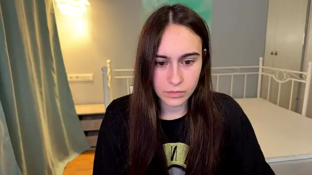 Snapshot of AliceKolltt chatting on 06/12/26, 11:46 AliceKolltt online show from 06/12/26, 11:46