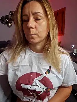 angela 88 online show from 11/23/25, 09:20