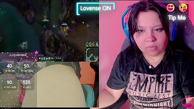 crystal7u7 online show from 01/12/25, 06:39