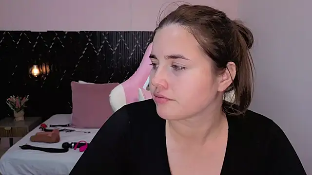 Snapshot of Aabby_lee chatting on 05/23/26, 07:07 Aabby lee online show from 05/23/26, 07:07