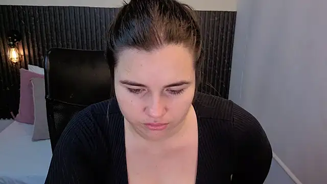 Snapshot of Aabby_lee chatting on 06/08/26, 07:03 Aabby lee online show from 06/08/26, 07:03