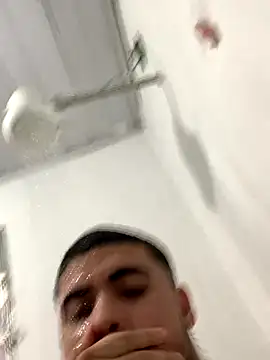 Casal Safado  online show from 10/04/25, 08:40