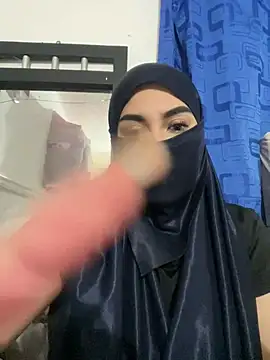 Snapshot of haddy_ss chatting on 03/15/25, 07:31 haddy ss online show from 03/15/25, 07:31