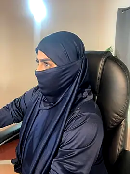 Snapshot of haddy_ss chatting on 10/24/25, 07:21 haddy ss online show from 10/24/25, 07:21