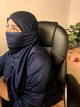 Snapshot of haddy_ss chatting on 11/20/25, 07:35 haddy ss online show from 11/20/25, 07:35