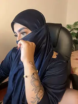 Snapshot of haddy_ss chatting on 12/15/25, 07:40 haddy ss online show from 12/15/25, 07:40