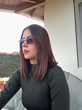 EmaSaenz online show from 03/02/25, 08:29