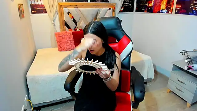 Snapshot of Kendall_Sophy chatting on 03/06/25, 07:43 Kendall Sophy online show from 03/06/25, 07:43