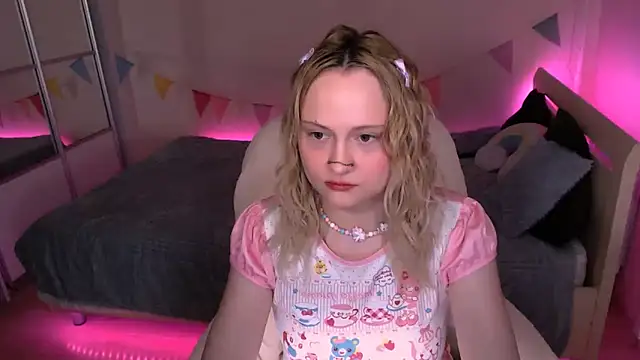 MariaMango online show from 01/29/25, 10:01