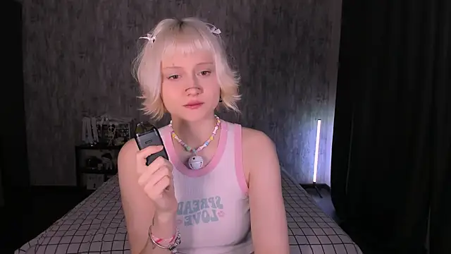 MariaMango online show from 10/01/25, 02:39