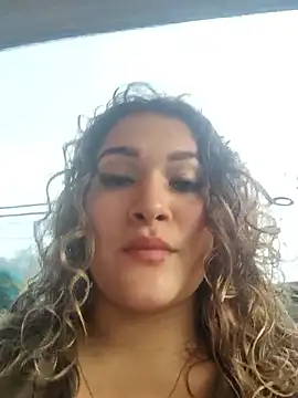 Snapshot of Sara_smiiith211 chatting on 11/27/25, 07:05 Sara smiiith211 online show from 11/27/25, 07:05