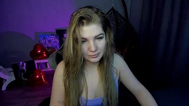 Snapshot of lily_williamss chatting on 02/08/25, 12:17 lily williamss online show from 02/08/25, 12:17