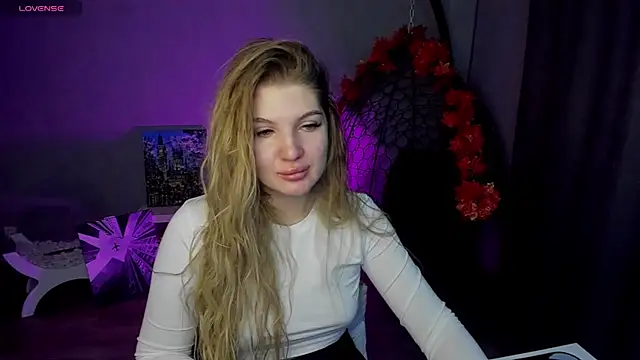 Snapshot of lily_williamss chatting on 10/09/25, 02:09 lily williamss online show from 10/09/25, 02:09
