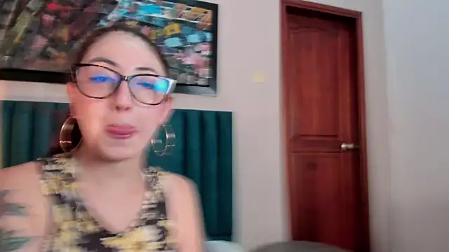 Emilywatsonn online show from 12/21/25, 02:24