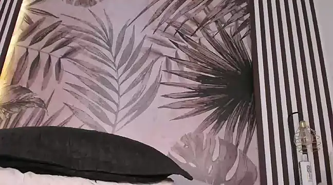 Samaantha-White online show from 01/22/25, 11:34