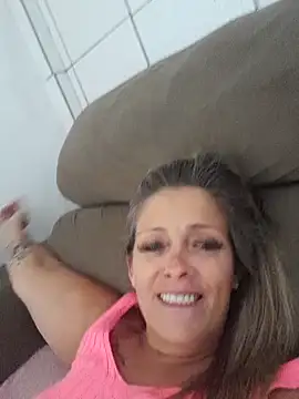 Snapshot of marcialoira chatting on 01/14/25, 08:04 marcialoira online show from 01/14/25, 08:04