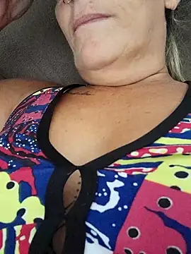 Snapshot of marcialoira chatting on 02/19/25, 02:23 marcialoira online show from 02/19/25, 02:23