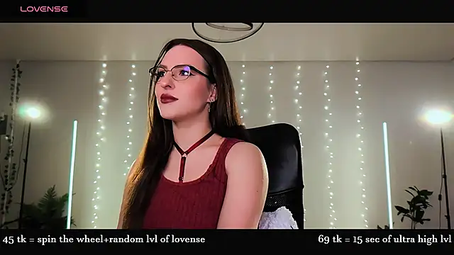 Alicia x art online show from 04/11/26, 05:50