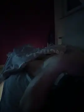 Bennyben8604 online show from 01/28/25, 04:18